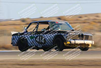 media/Oct-02-2022-24 Hours of Lemons (Sun) [[cb81b089e1]]/915am (I-5)/